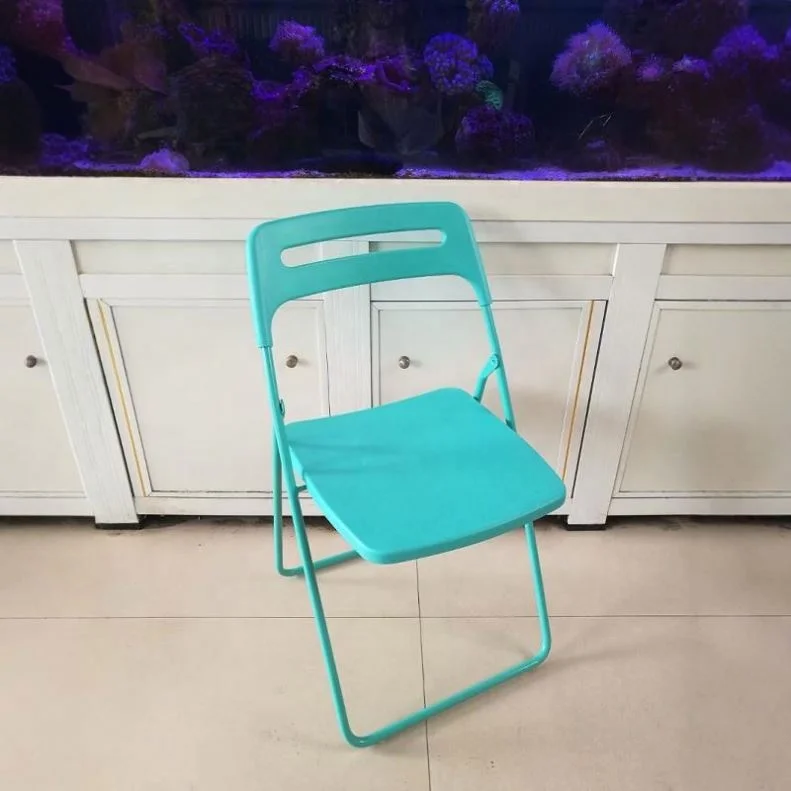Stylish Wooden Folding Chair for Rustic Decor