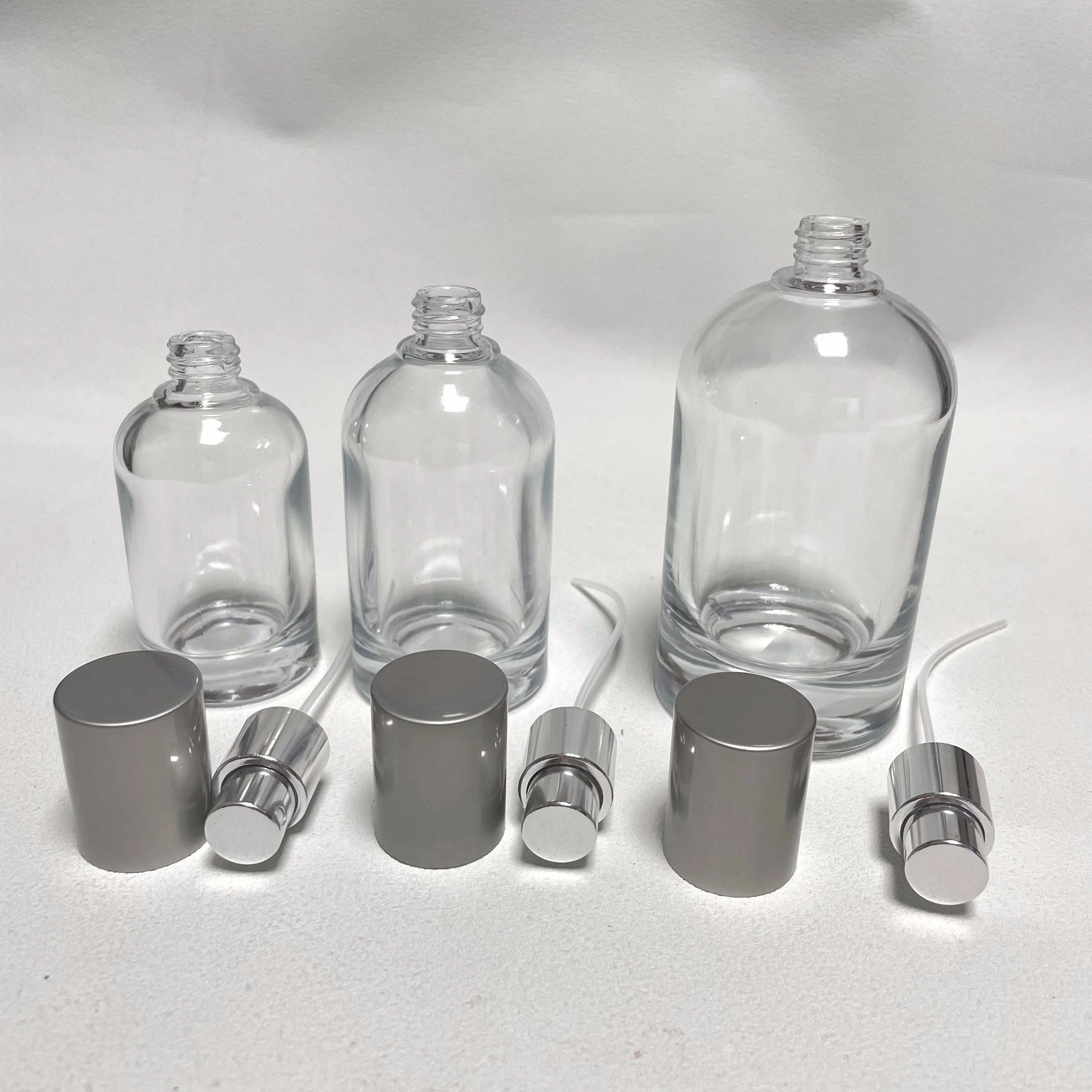 Electrolytic Aluminum Housing 15mm Screw 30ml 50ml 100ml Glass Spray Round Perfume Bottle