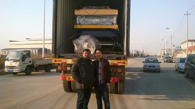 light keel customer2.jpg