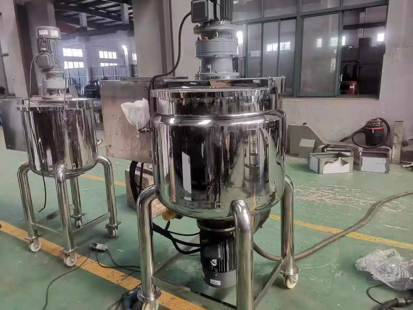 JBJ-100L Low Price Manufacture Shampoo liquid soap mixer Maquinas maquinas para fabricar jabon