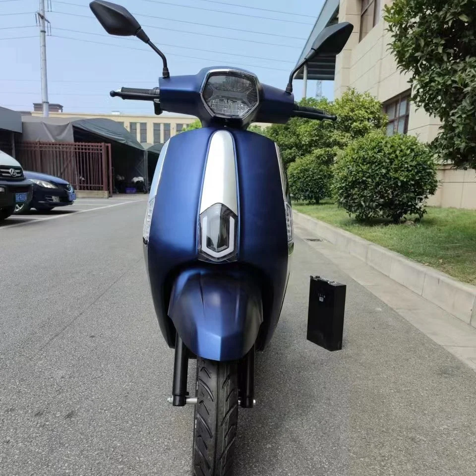 Одобренные eec электрические скутеры scoote coc для взрослых мотоциклы диапазон 100 км мопед