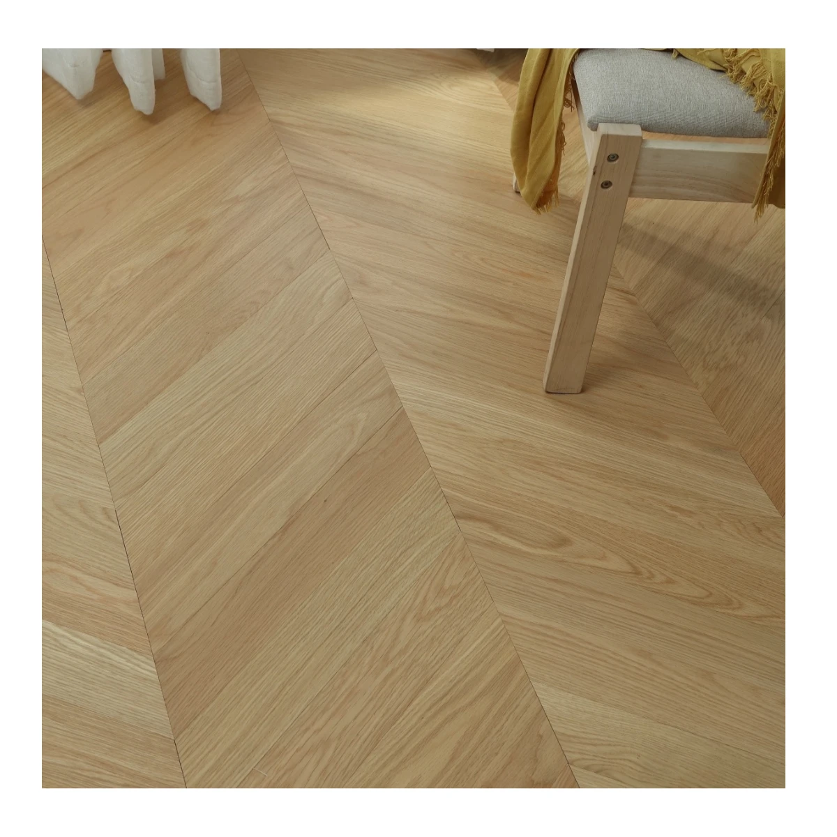 Natural oak wooden engineered flooring chevron floors for hotel villa multi layer fishbone timber floorings