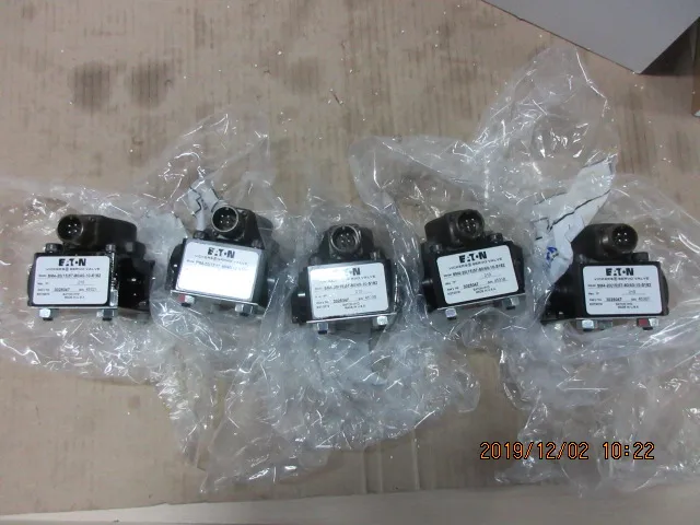 Eaton Vickers SM4-20(15)57-80/40-10-S182 hydraulic proportional servo valves