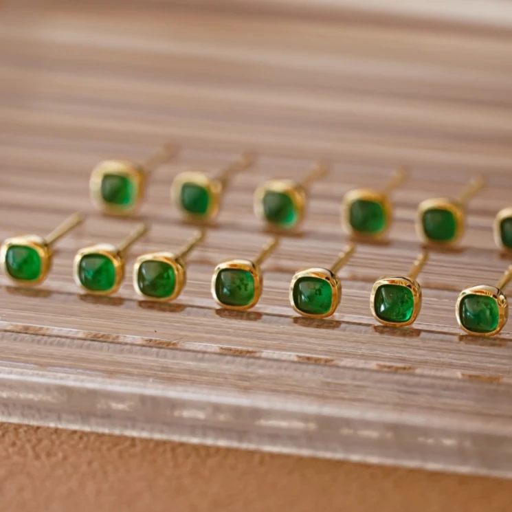 H&F Wholesale Natural Green Emerald Earrings Stud Customized 18K 14K 9K Solid Gold Emerald Stone Earings
