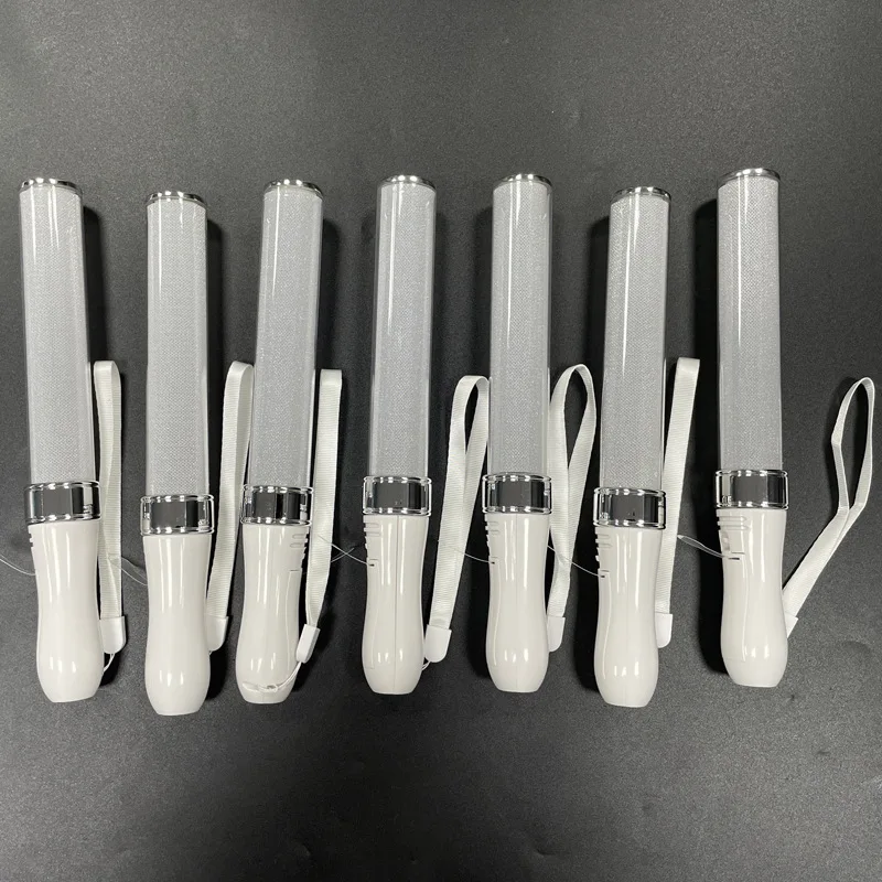 Novelties 2024 High Quality Colorful Luminous Glow Sticks Led Light Up Glow Wands for Concert Party Favor