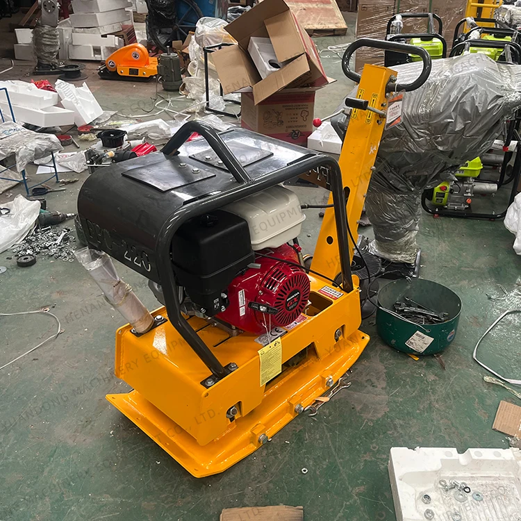 China Customized Soil Compaction Equipment Manual Vibrator Engine Plate Compactor Machine With Gasoline Engines