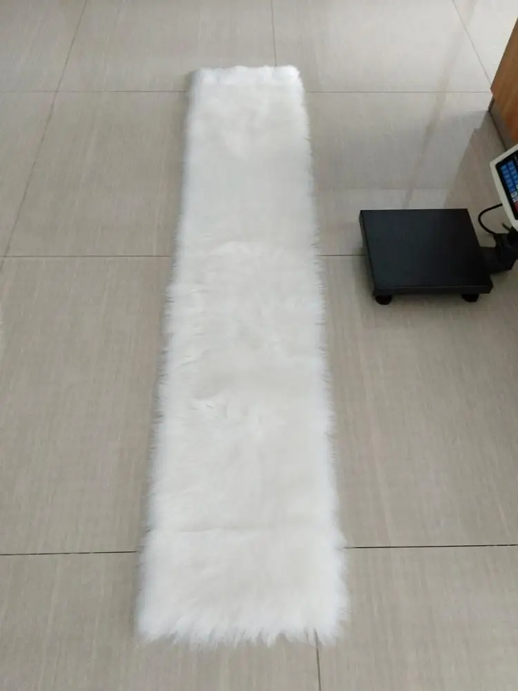 100%Acrylic Snow White Long Hair Faux Sheepskin Anti slip Table Runner Rug