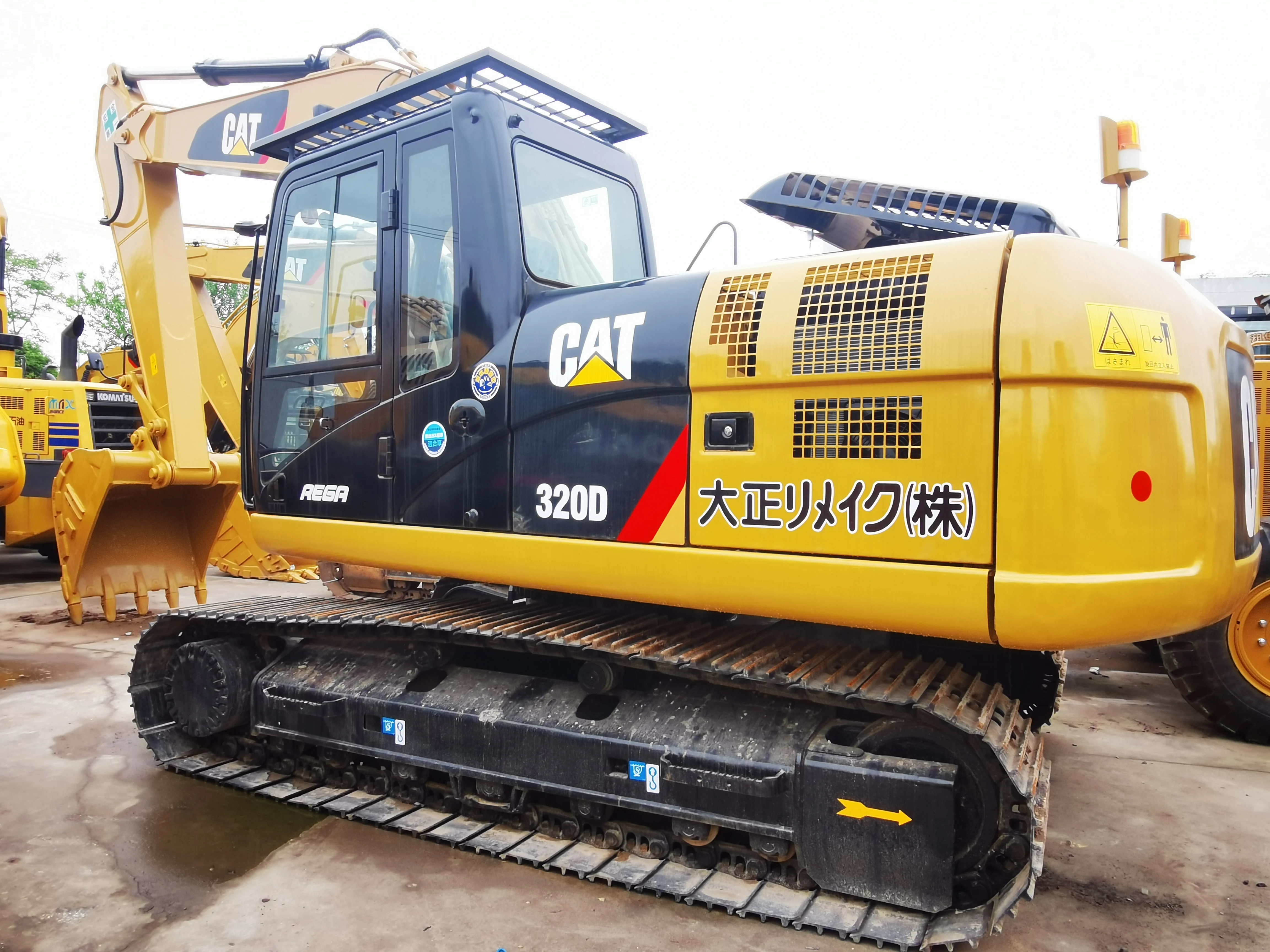 Cheap Sale used Caterpillar CAT320D Crawler Excavator 20.9ton Cat hydraulic cylinder excavator