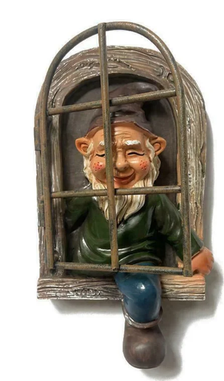 
New and modern style resin garden decoration outdoor with arts and crafts sets for kids of a dwarf with a window 