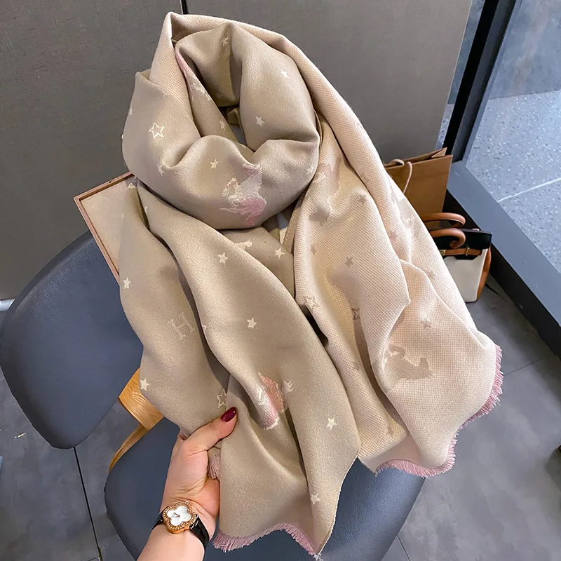 2023 New Luxury Designer Horse Pattern Blanket Shawls For Women Winter Warm Double Sided Cashmere Scarves Pashmina Shawls Stoles