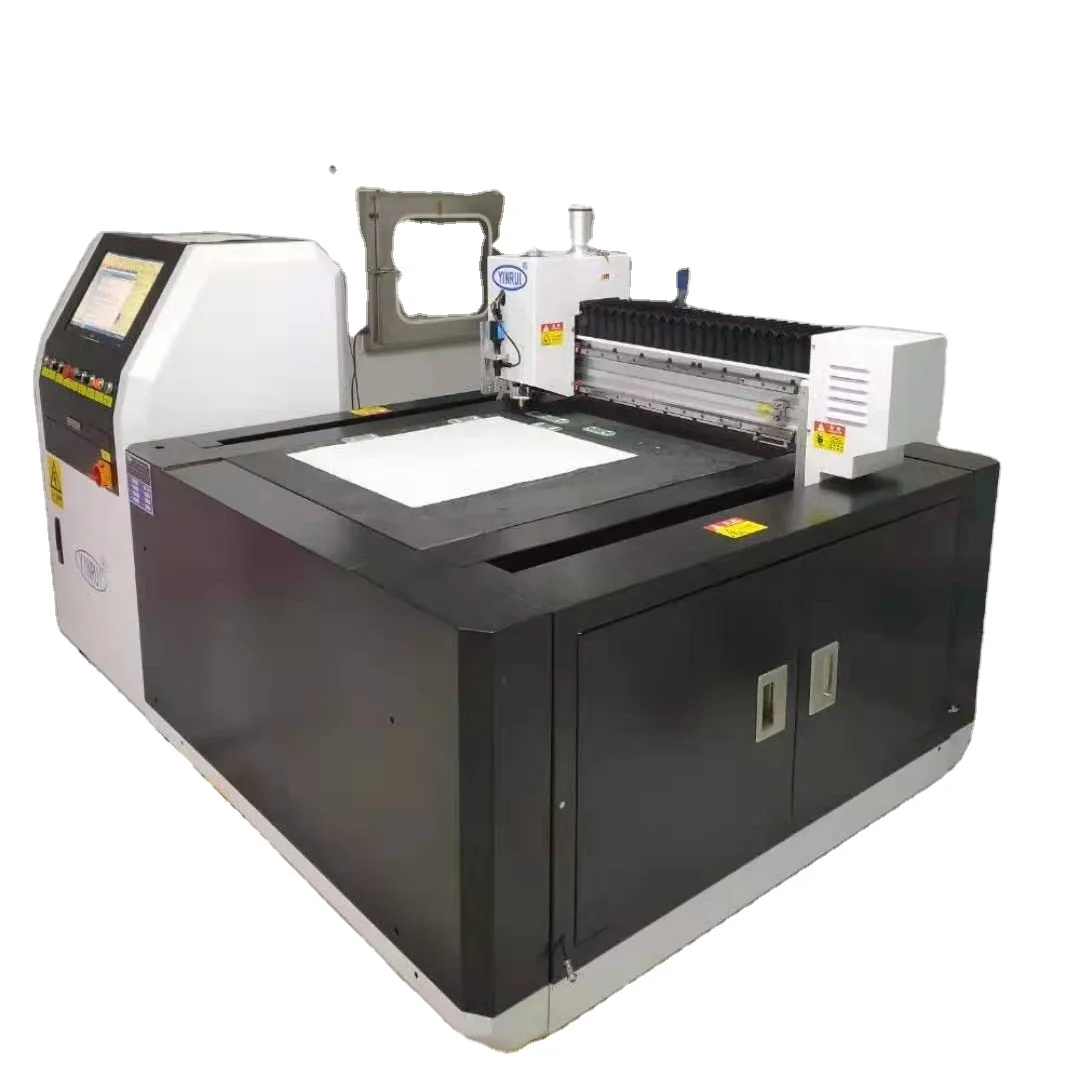 Автоматическая машина для резки закаленного стекла с ЧПУ