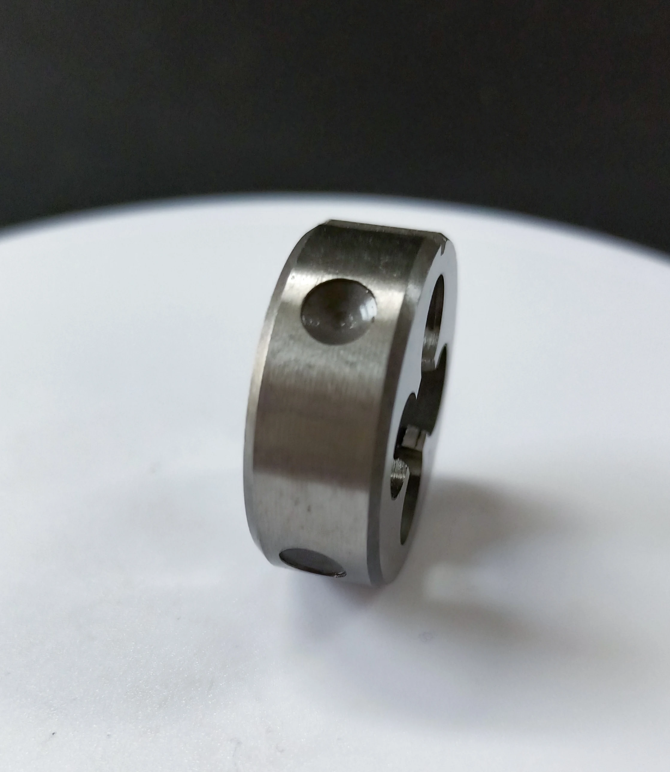Высокое качество Регулируемый Круглый Die DIN223 (DIN EN 22568) HSS M1.1 * 0 25