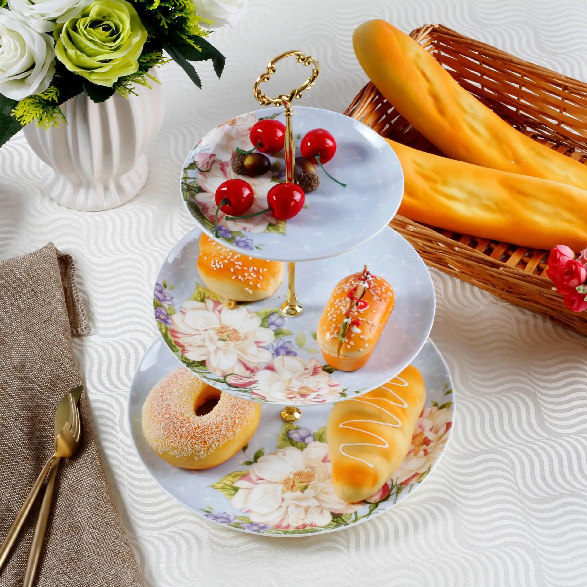 Керамическая тарелка для фруктов европейская трехслойная торта Dim sum кухонная