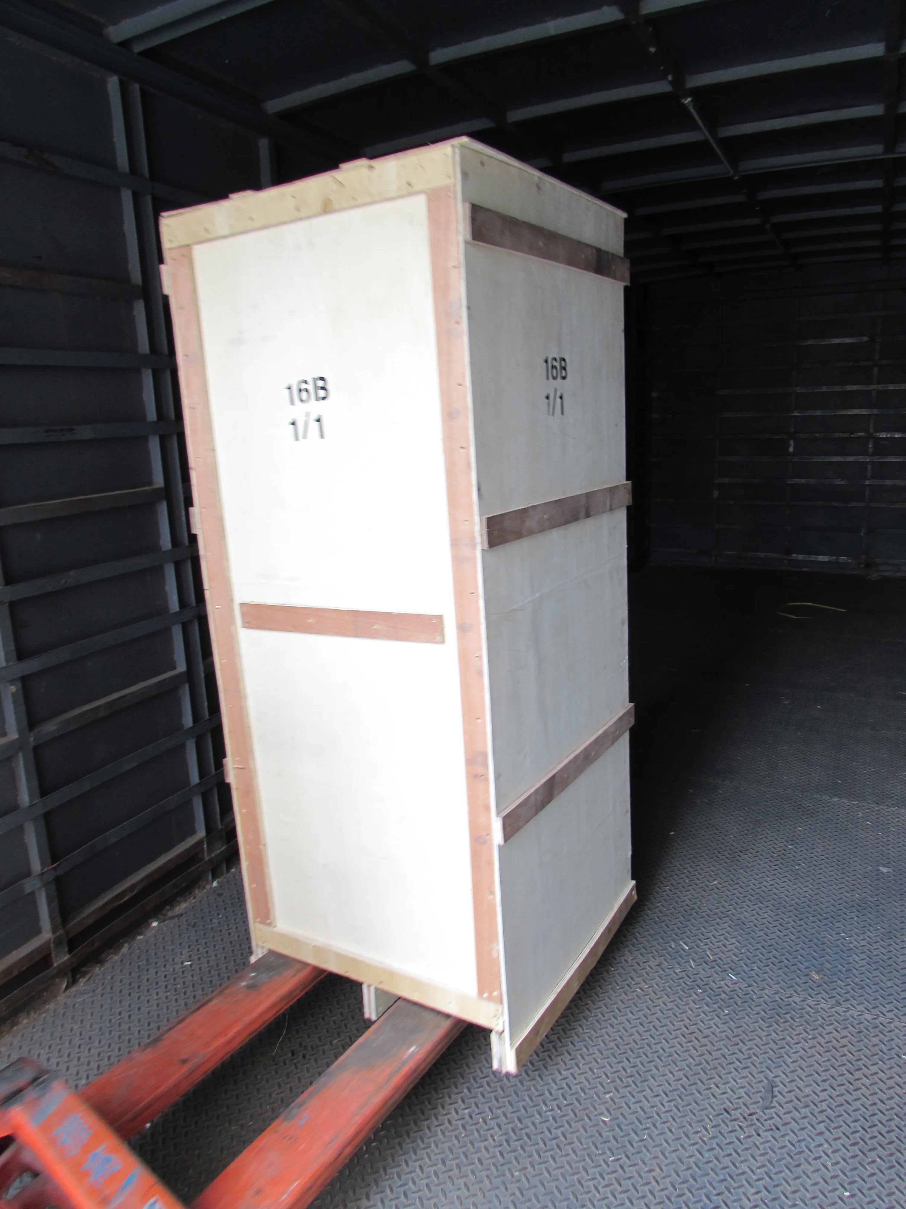 DVD automatic rental&vending machine