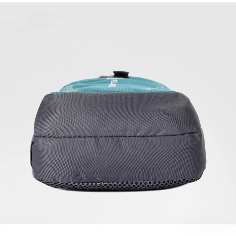 Wholesale new style waterproof crossbody bag guitar strap bag lightweight outdoor sports chest bag