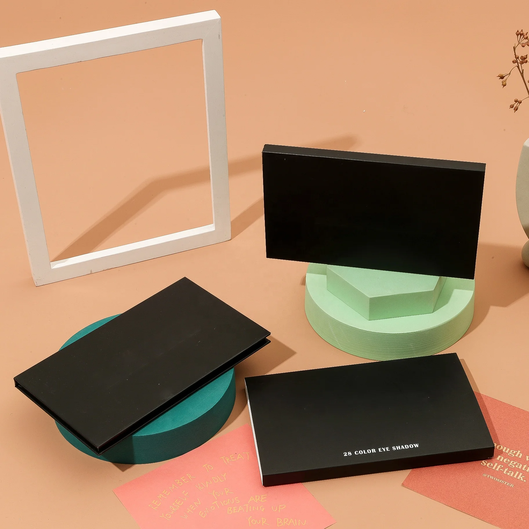 hot sale no logo luxury color eyeshadow palette in low price 28 color eyeshadow