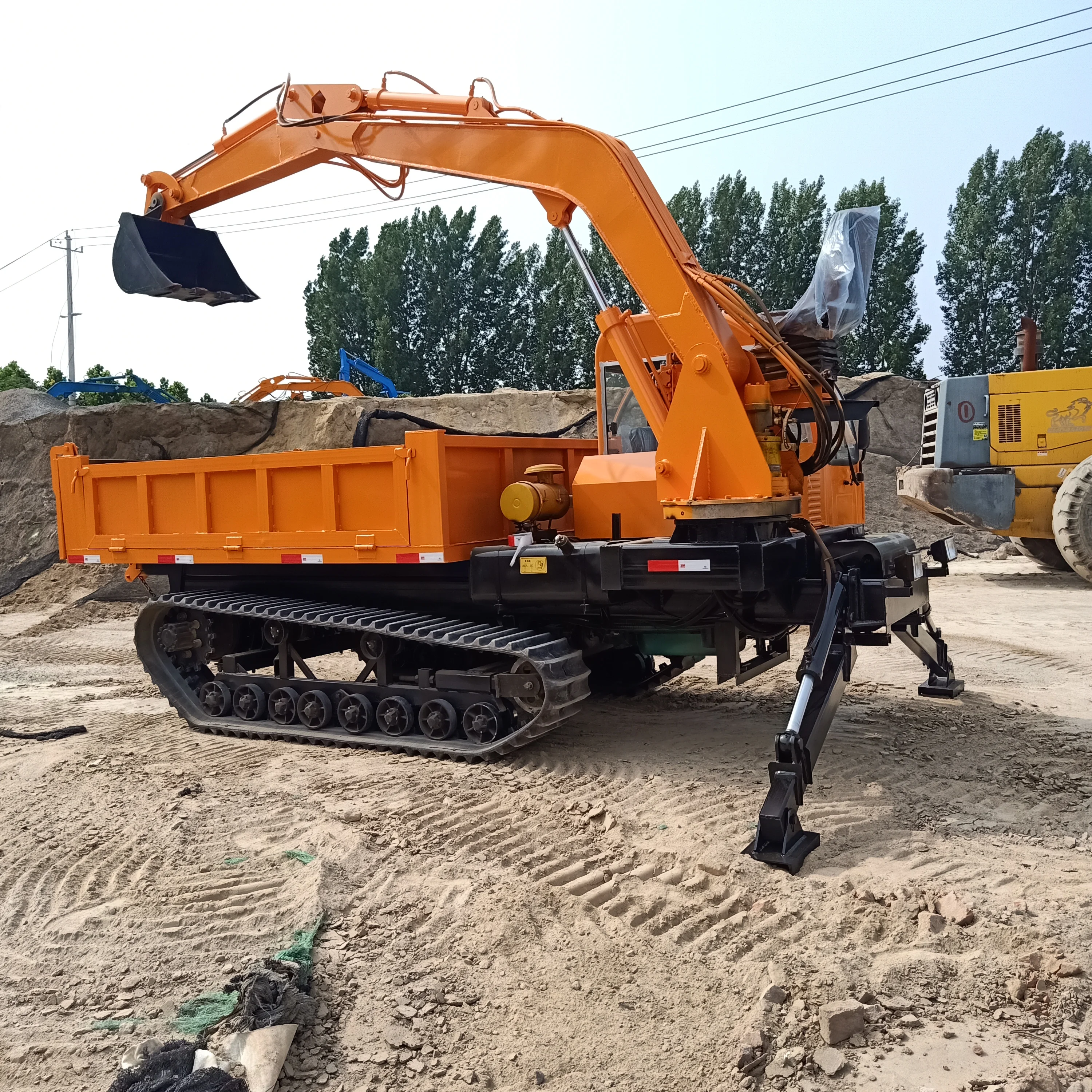 Four unlike digging with the car Small car dig Truck digging for agricultural use