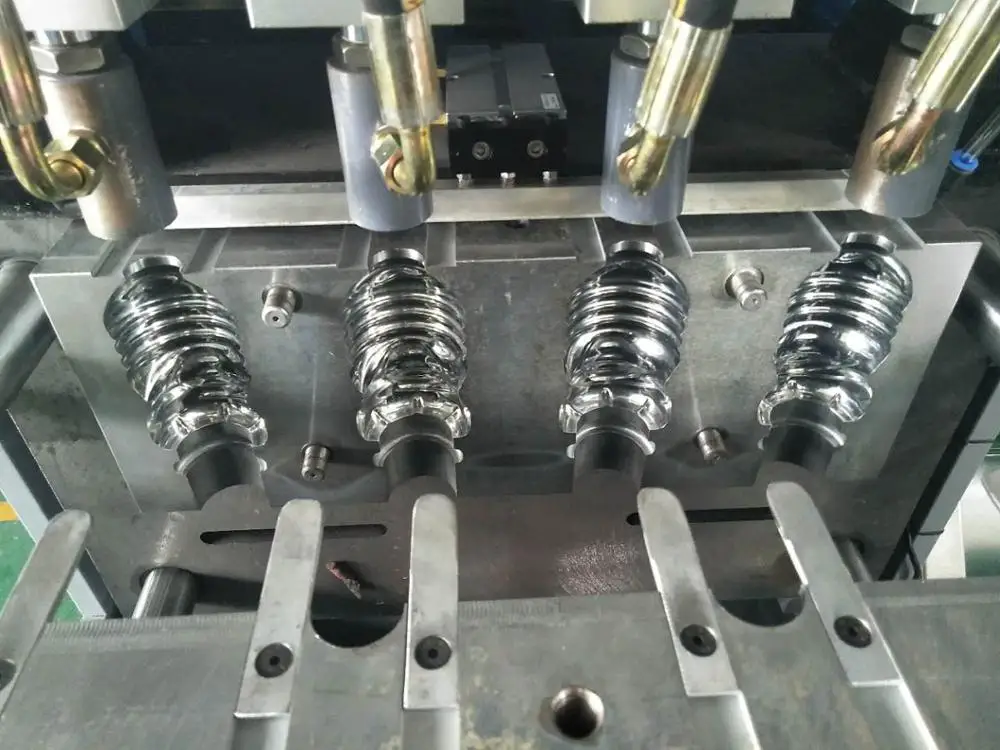 Updated 4 Cavities Auto Dropped Semi Automatic PET Blowing Machine For Preform