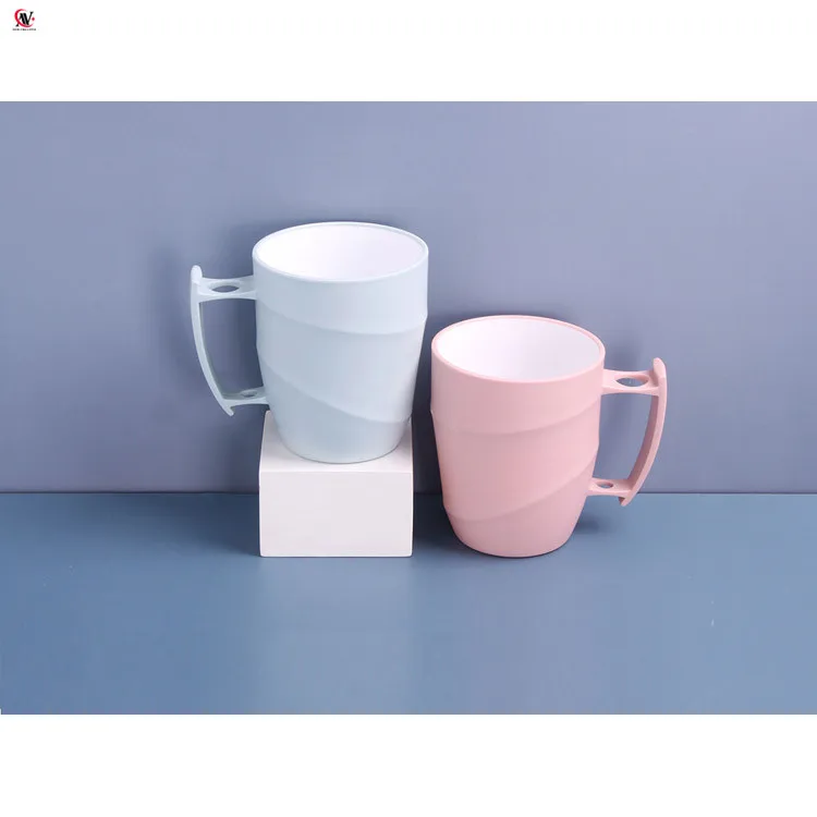 plastic round water cup with handle 500ml drinking mug