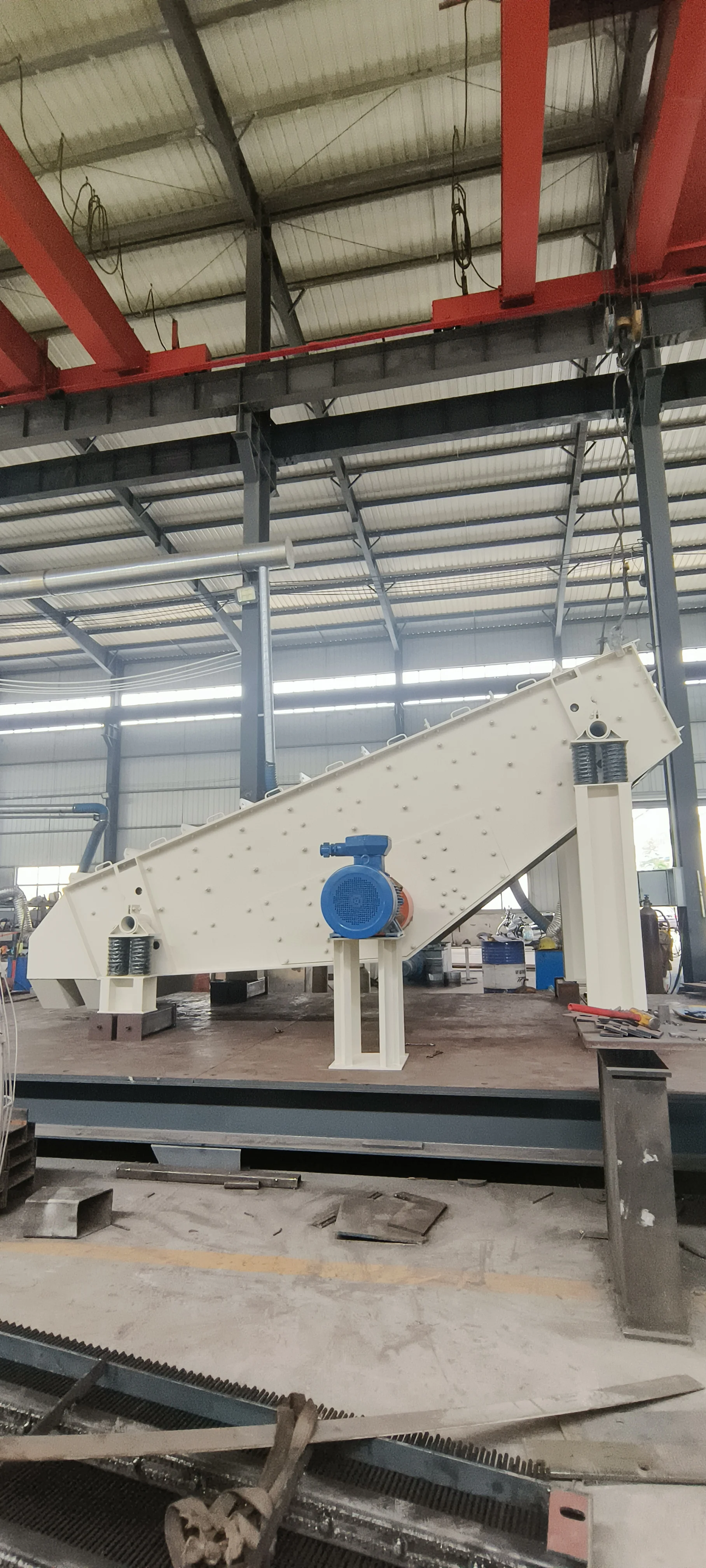 New Heavy Industrial Mining Machinery Linear Coal Mine Vibrating Screen for Sand Stone & Ore Screening Condition New