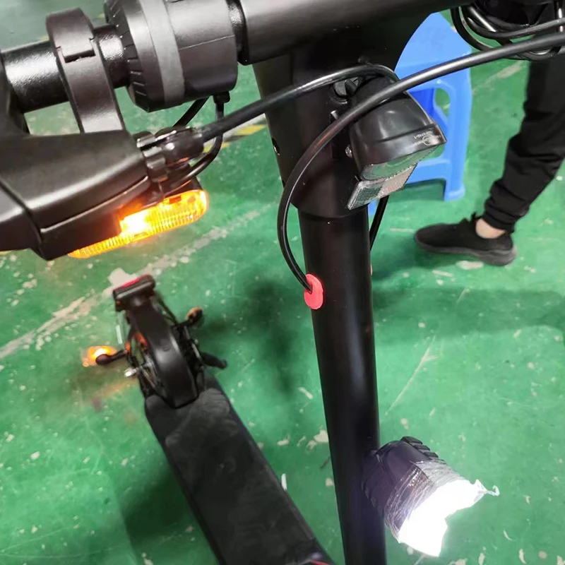 Electric Scooter Bike Turn Signal LED Lights Switch For E-scooter Wireless Flashing Yellow Green Lights Handle Indicator Turning