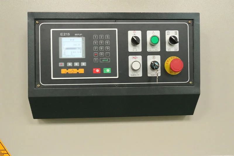Hydraulic Cutting Shear Machine, Iron and Steel Sheet Guillotine with E21S Controller for Metal Cut Forming