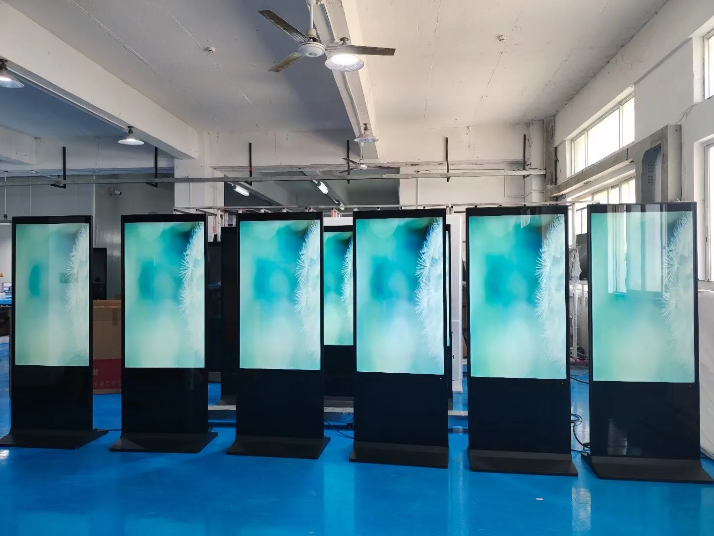 65' Advertising LCD Media Touch Screen Dual Display Floor Standing Digital Signage 4K HD Double Sided Indoor LCD Kiosk