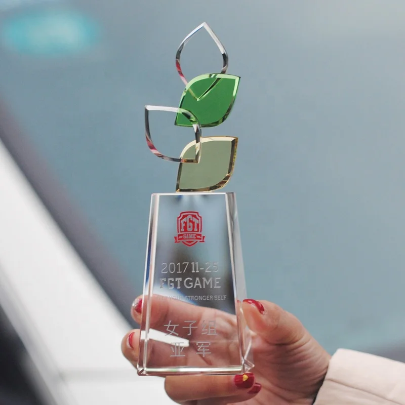 Creative Crystal Leaf Medal Custom Honor Certificate Excellent Teacher School Memorial Award Glass Plaque Crystal Trophy