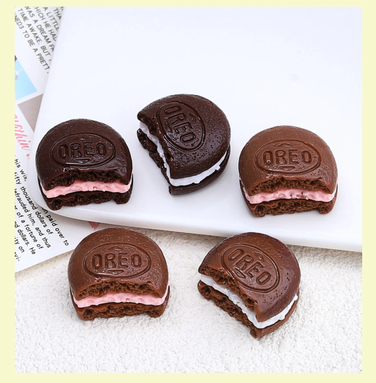 Simulation 3d Miniature Oreo Chocolate Sandwich Cookies Resin Cabochon Diy Decoration Dollhouse Crafts Jewelry Accessories