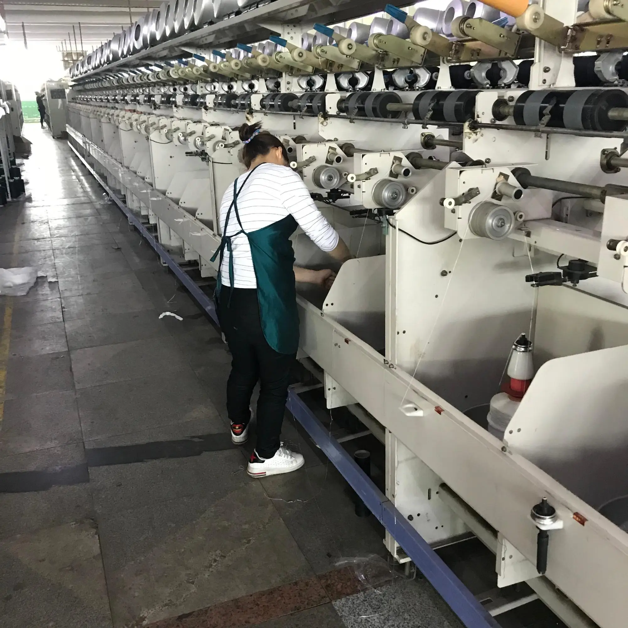 Wholesale dope dyed black 90D/600TPM FDY polyester twist warp yarn for label weaving