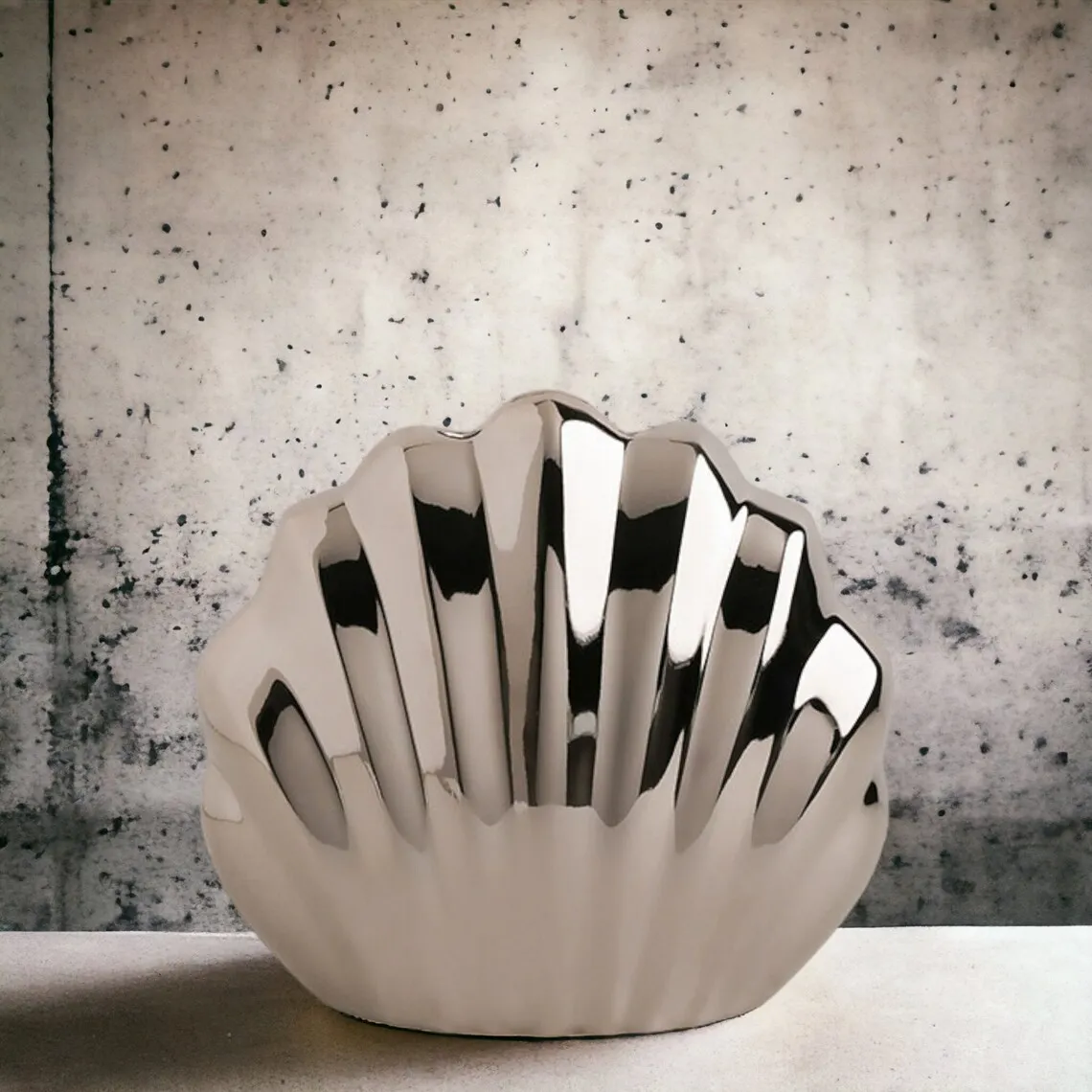 Wholesale Modern Bohemian Design Ceramic Vases Luxury Cute Shell-Shaped Porcelain Ornaments for Home Decor with Flowers