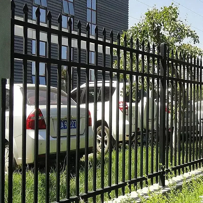 Wholesale Wrought Iron Garden Wall Fence Exterior Carbon Steel Wire Fence Hardware Exterior Iron Fencing