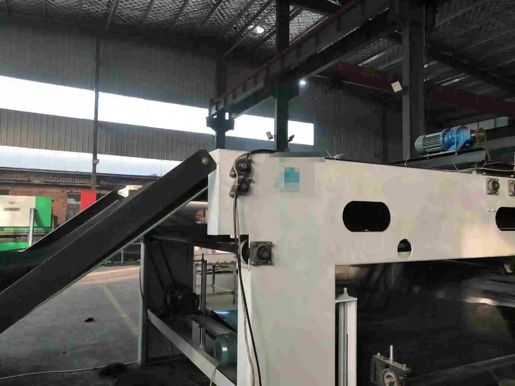 Needle punching glass fiber felt needle loom non-woven production line carding machine