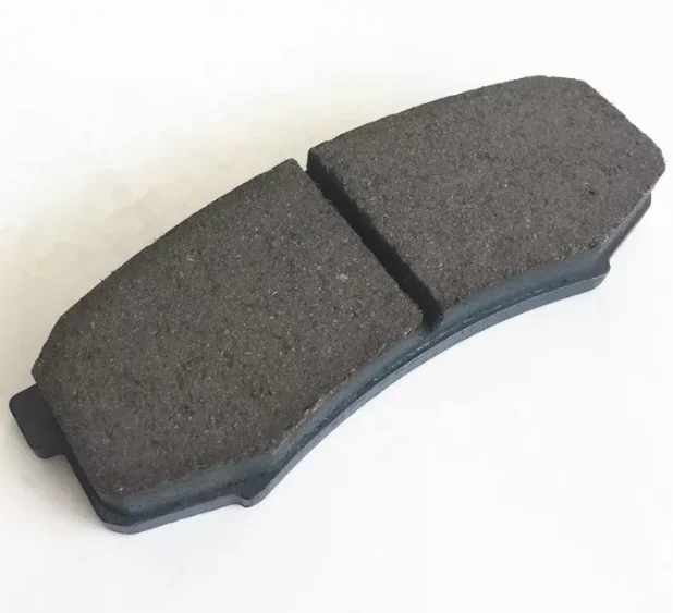 LEWEDA Premium quality Semi Metallic Ceramic auto parts auto brake pad for Toyota Lexus OEM 04466-60140