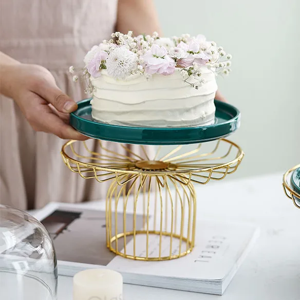 European Luxury Ceramic Fruit Cake Plate Tray Classical Display Decoration Snacks Cupcake Stand Holder