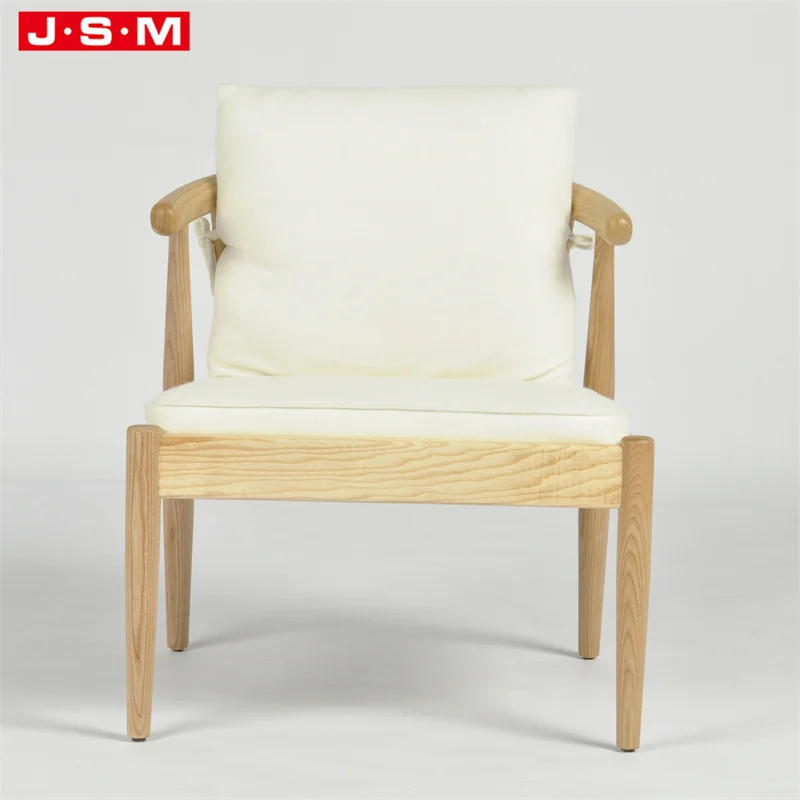 Классическое офисное кресло для отдыха с низкой спинкой