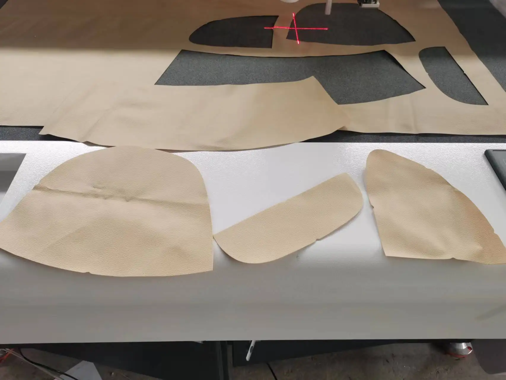 Fabric Leather Belt Cutting Machine