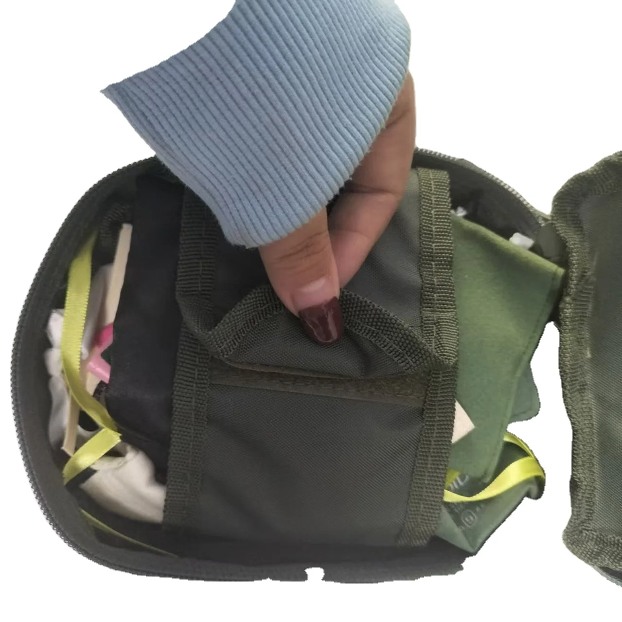 First Aid Kit With Large Capacity Military Green Zipper And Velcro Nylon Oxford Cloth Durable And Wear-Resistant Bag
