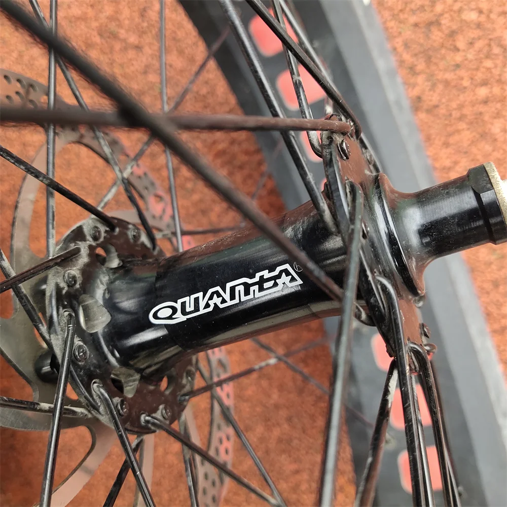 Fat bike wheel set Included ( Disc brake,  Tire, Shimano 8speed Free wheel)