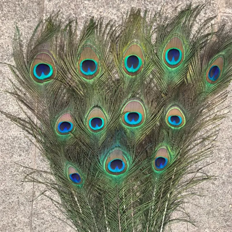 Custom made home decoration peacock decorative statue