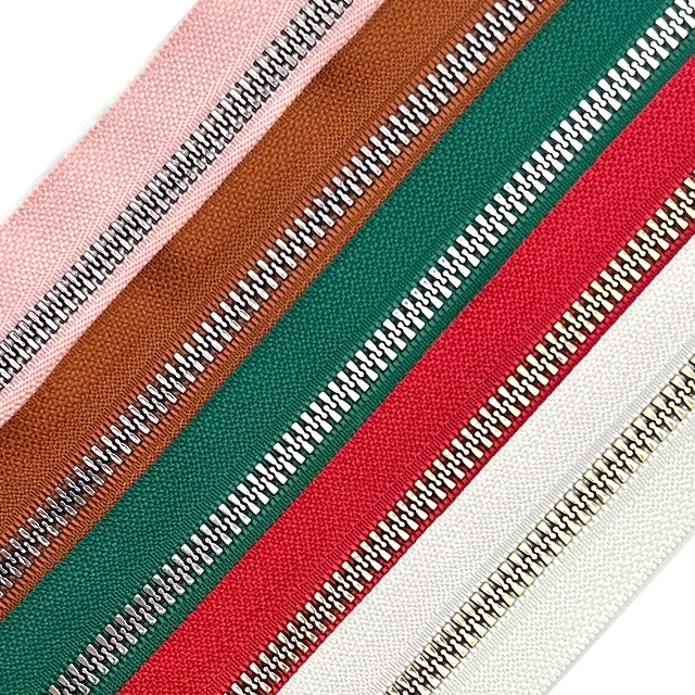 Factory Wholesale 3# 5# 8# Open End Zipper Metallization Film Zipper Chain Paste Gold Silver Film Metal Plastic Resin Zipper
