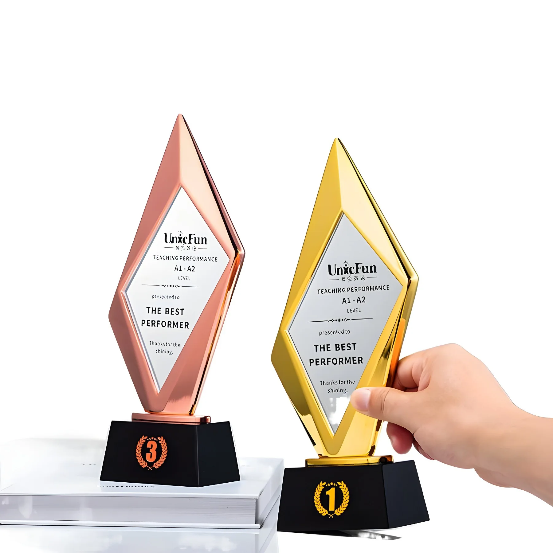 MH-NJ00871 Gold silver bronze Resin trophy crystal Event Crystal awards trophy