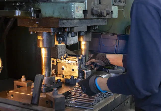 Store products tools wholesaler hardware items refractory anchors