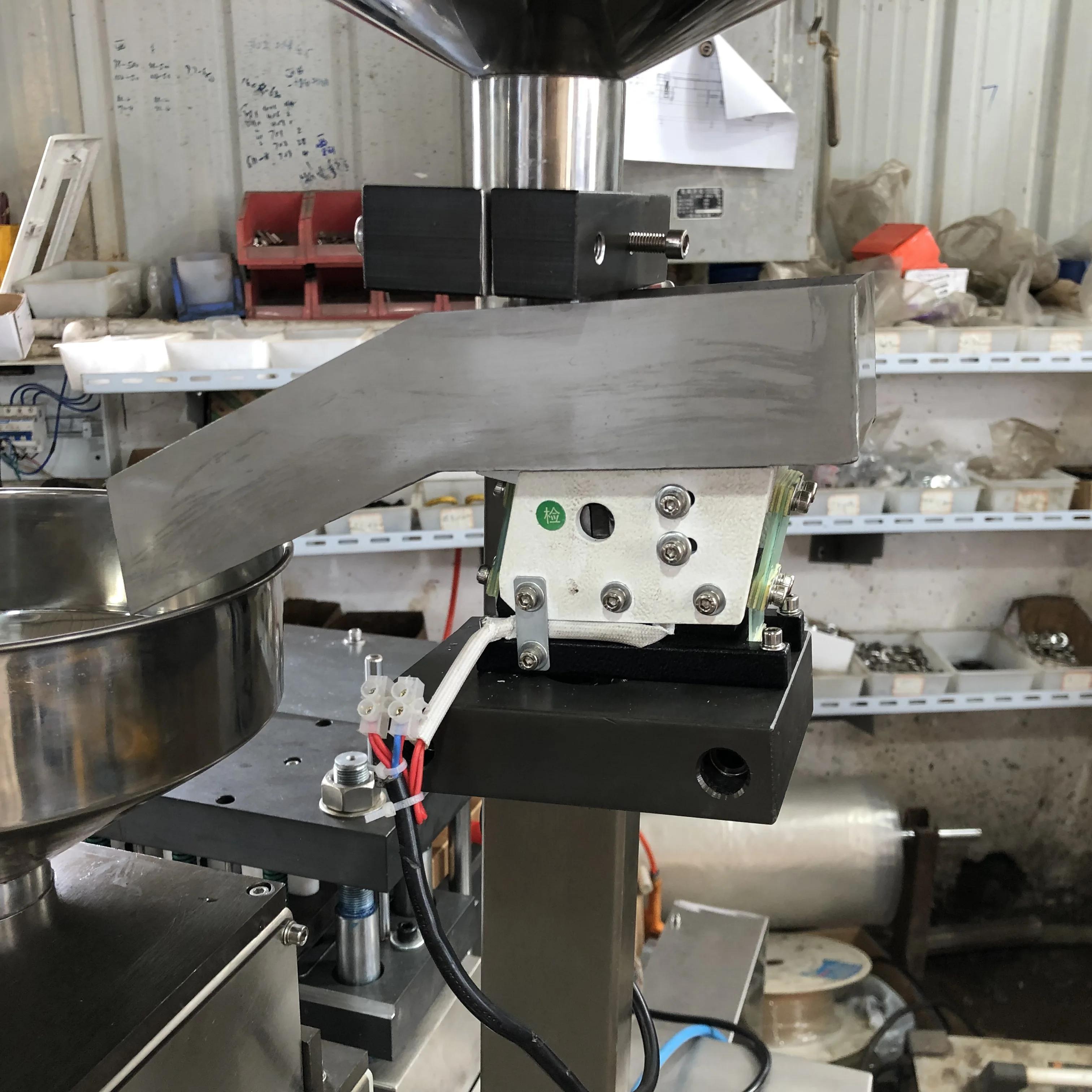 DPP-250 automatic blister packing packaging machine for producing candy sweets food blister packs