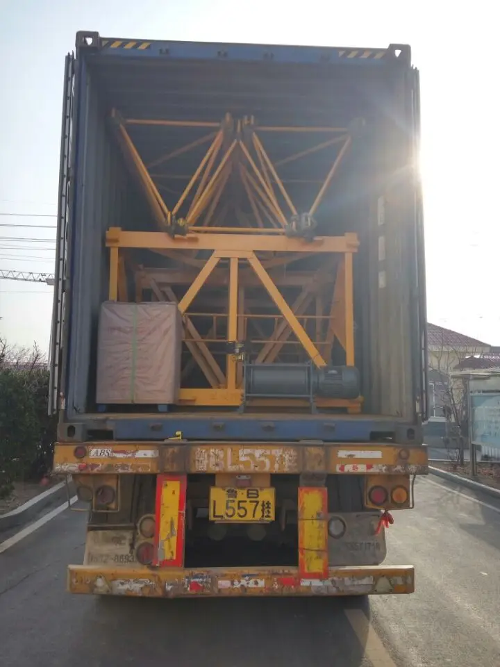 China 4tons small tower crane