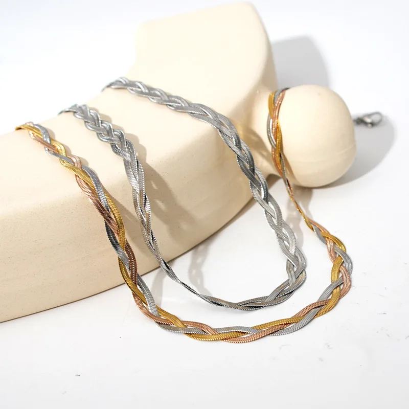 N1904 Triple Layered Snake Chain Choker Necklace Twisted Herringbone 316L Stainless Steel Necklace Minimalist Hip Hop Jewelry