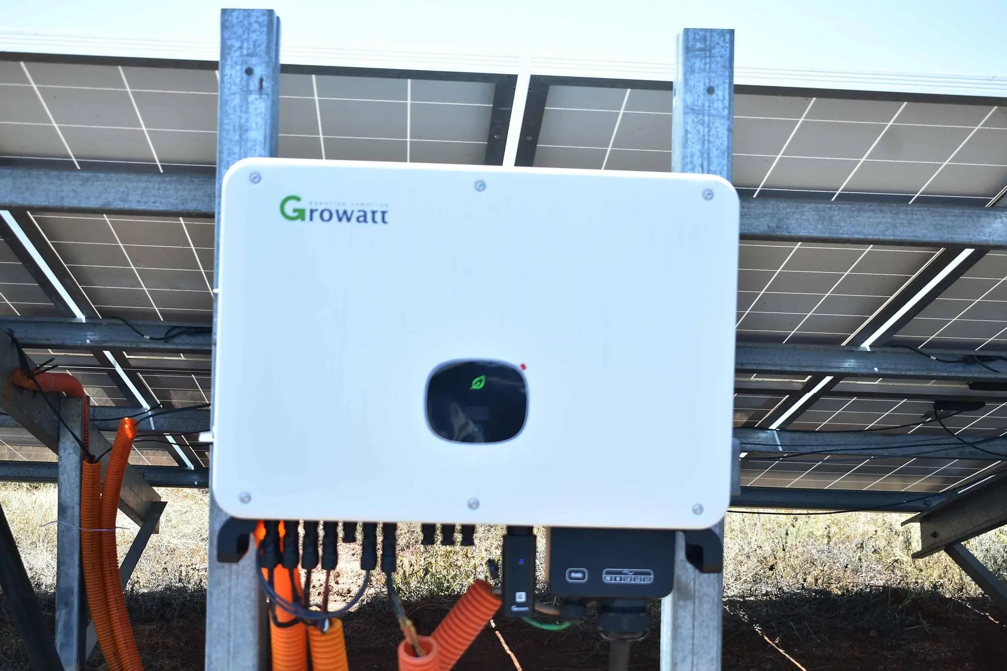 50kw inverter price cheap in Stock Growatt 60kw 50kw solar inverter MAC with WIFI logger