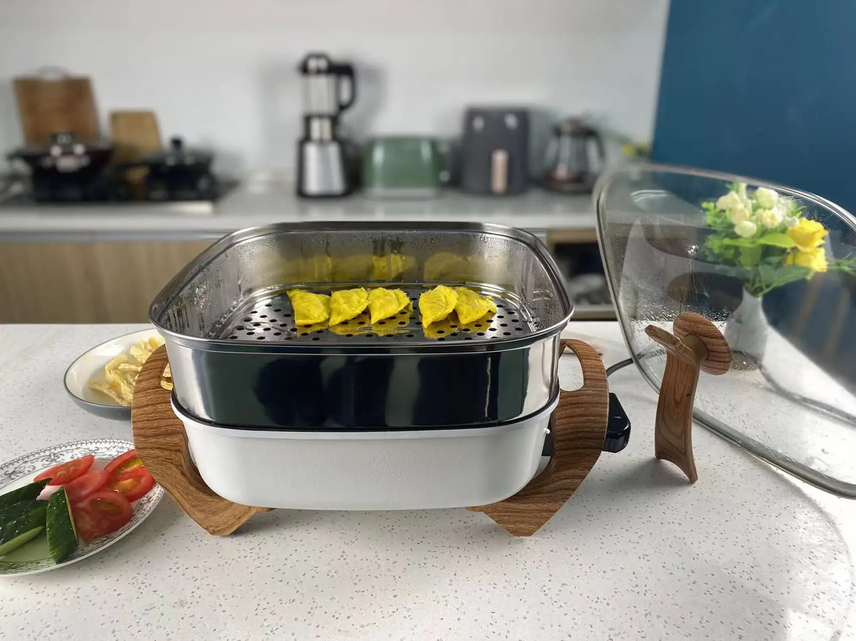 2022 High Quality 6L Big Size Electric Hot Pot Electric Boiling Pot Double Flavor Electric Cooker With Steamer for Big Family