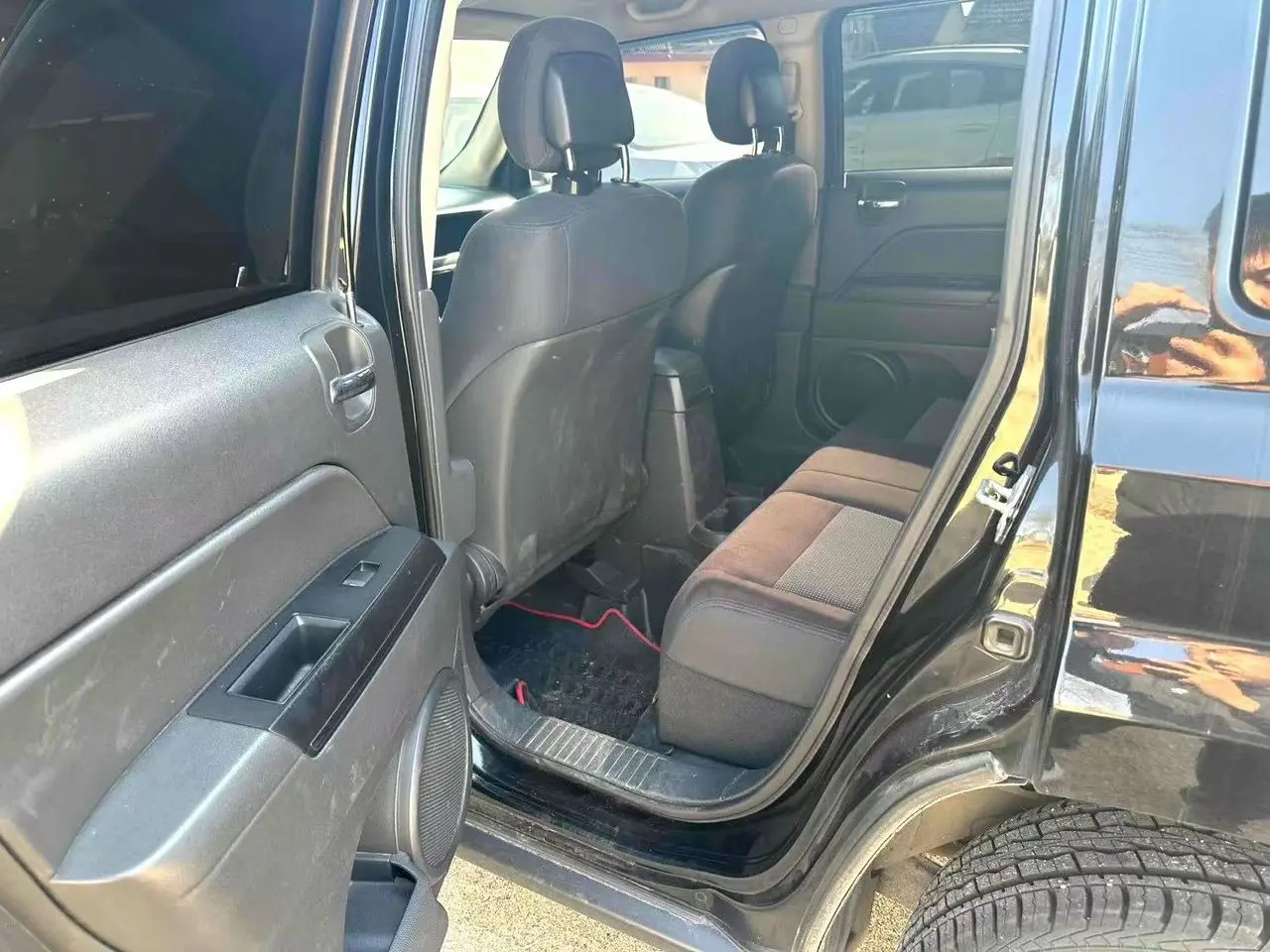Used Second-hand Jeep Patriot 2.4 Sports Edition 2014 2.4L 4*4 98k km
