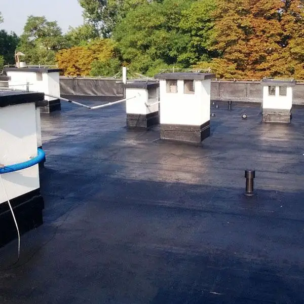 Best price for Liquid rubber modified bitumen waterproof roof coating always keep gel-like after construction